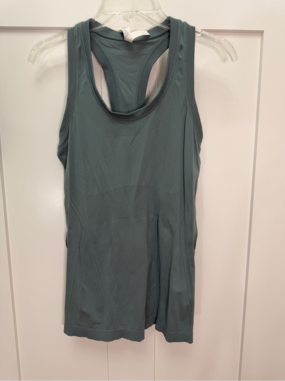 Athleta NWOT Momentum Racerback Tank Top — Slate Green